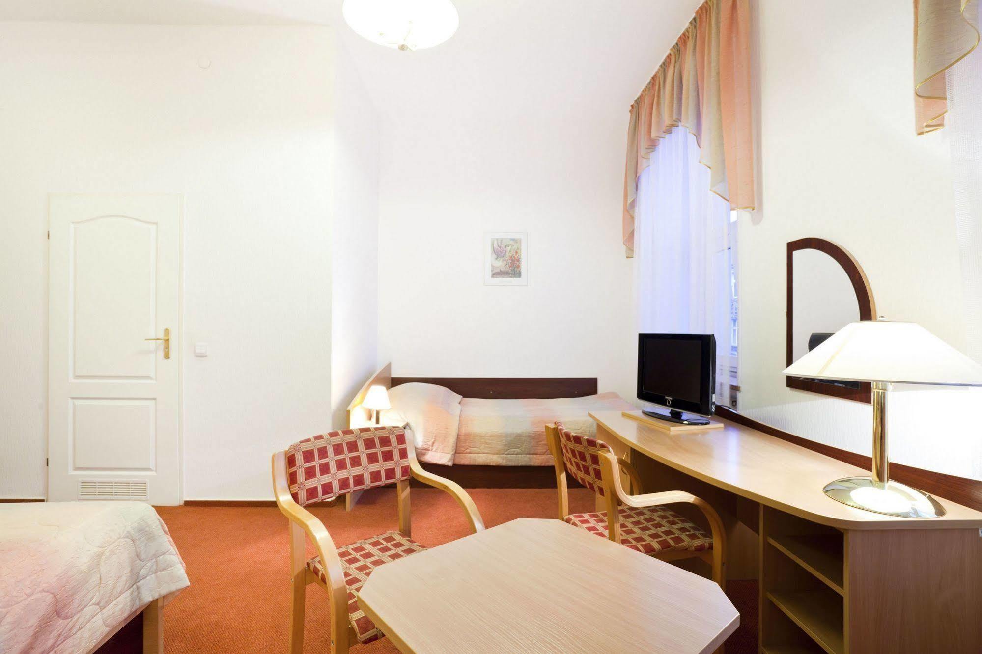 Hotel Aiden By Western 3*